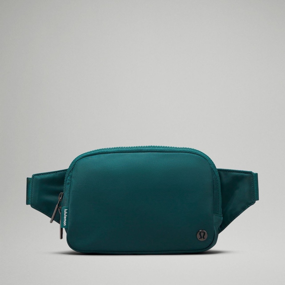 Lululemon Everywhere Belt Bag 2L - Storm Teal NWT